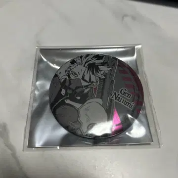 괴수 8호 디컬렉션 캔 배지 나루미 겐