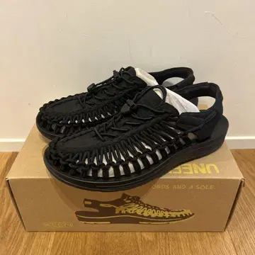 KEEN UNEEK 27.0 미사용품