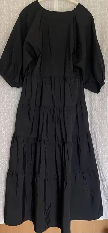 ZARA 블랙 롱 원피스 반팔 티어드
