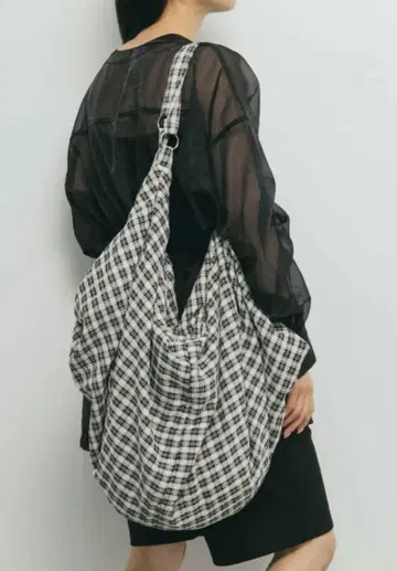 새상품 KBF 2WAY 빅 이지 BAG 아이보리 체크 무늬 대용량