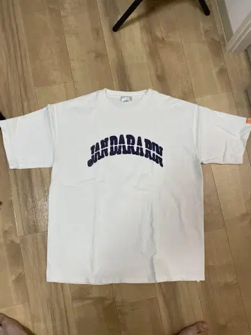 JANDARARIN  로고 티셔츠