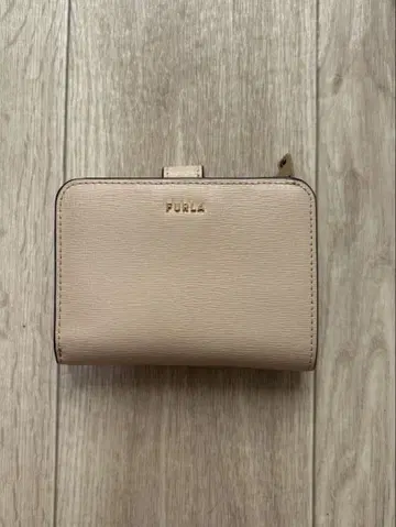 [거의 미사용] FURLA 훌라 반지갑 라이트 베이지
