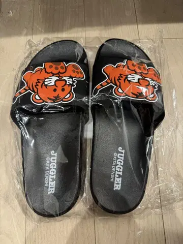 저글러 토랏피 샌들