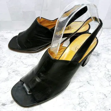 잉 블랙 레더 오픈토 샌들 23.5cm 잉