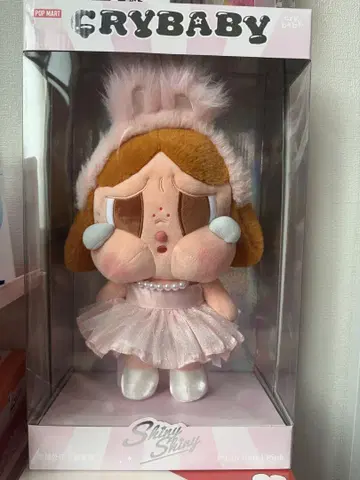 POP MART CRYBABY 인형 핑크
