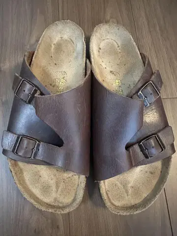 BIRKENSTOCK 취리히 가죽 브라운