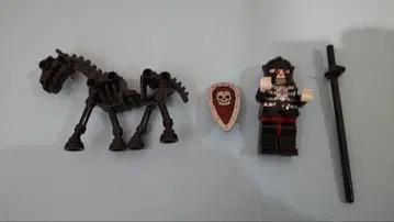 LEGO 스켈레톤 기사와 말 세트