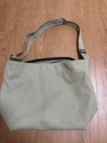 마리메꼬 위켄더 베이지