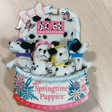 101 Dalmatians Springtime Puppies 4개 세트