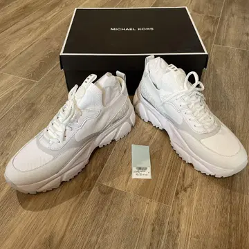 새상품 MICHAEL KORS DARIUS 니트 스니커즈 마이클코어스