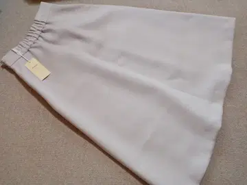 Maglie le cassetto 플레어 스커트 플랑드르 미사용
