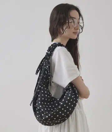 Unblend 숄더백
