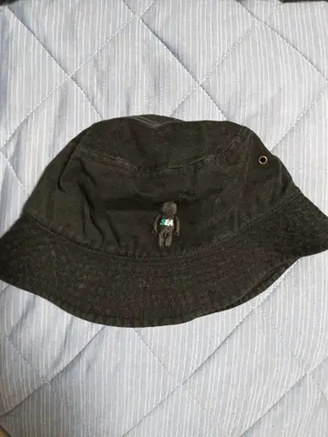 베어브릭 x atmos 콜라보 햇 black L-XL used