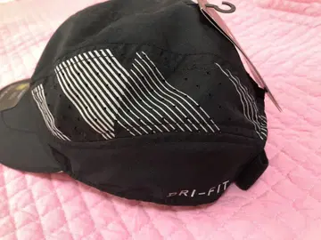 Nike 스트라이프 블랙 캡 ONE SIZE
