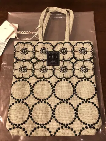 최종 가격 인하! 미나 페르호넨 토스트 백 아네모네 라이트 그린