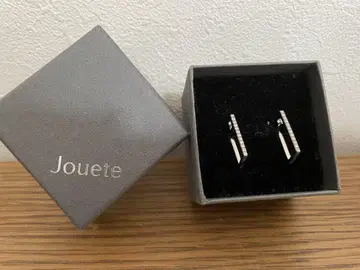 Jouete 실버 스톤 장식 귀걸이