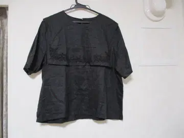 yuni 블랙 반팔 세일러 카라 셔츠 꽃무늬 자수
