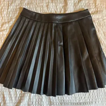 ZARA 블랙 플리츠 스커트 XS