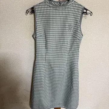 다리치 허리 오픈 체크 미니 원피스 사