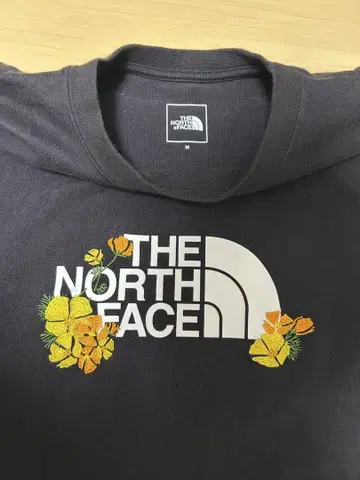 THE NORTH FACE 블랙 티셔츠 M