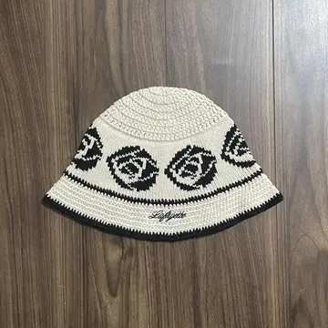 Lafayette ROSE KNIT HAT