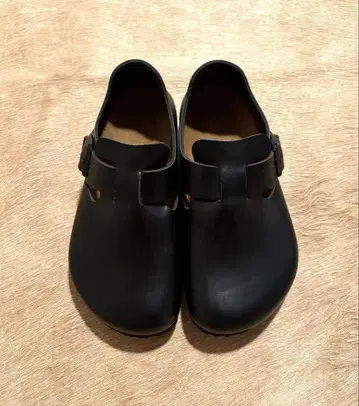 빌켄 몬타나 블랙 22.5cm