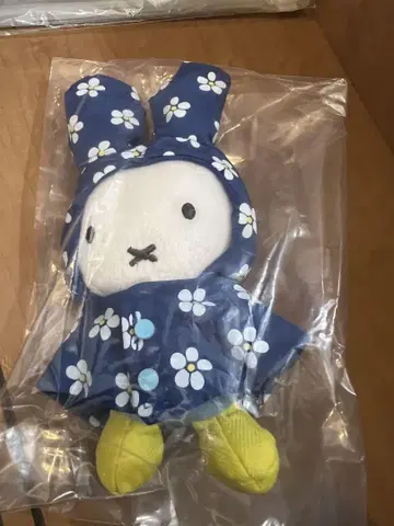 미피 스타일 한정판 비 오는 날 미피  인형 miffy
