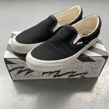 vans vault og classic slip black US 9.5