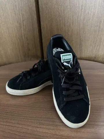 PUMA 스니커즈