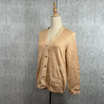 1560 살바토레 페라가모 베이지 가디건 긴팔 M