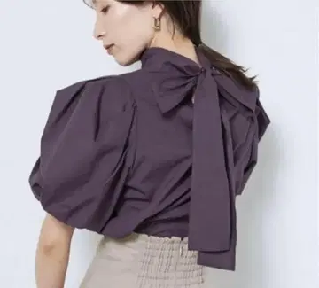 SNIDEL 볼륨 스퀘어 소매 블라우스 퍼플