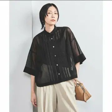 유나이티드 아로즈 오간자 탭 블라우스