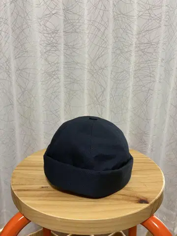 네이비 캡 스타일 모자