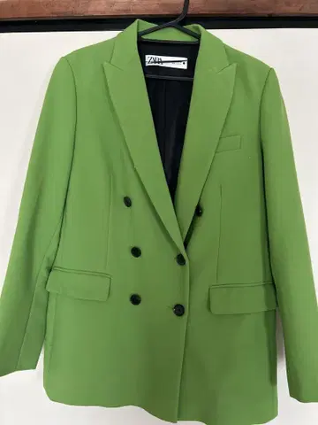 ZARA 테일러드 재킷