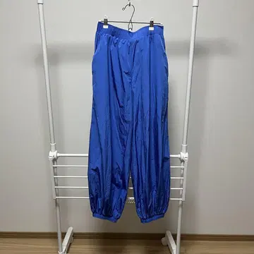 JEANASIS  새틴 나일론 볼륨 팬츠 나일론 팬츠