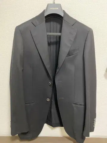 라토레 재킷