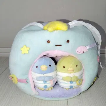 파스텔 컬러의 집 펭귄과 펭귄? 봉제 인형