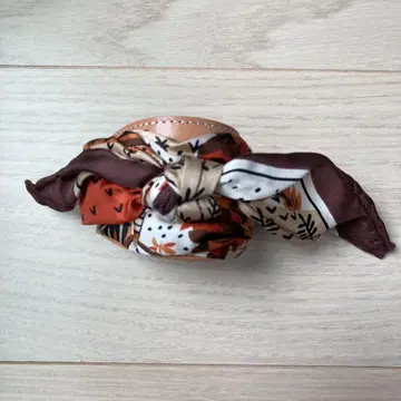 [새상품급] 가죽 팔찌 스카프 UN-SYMMETRY