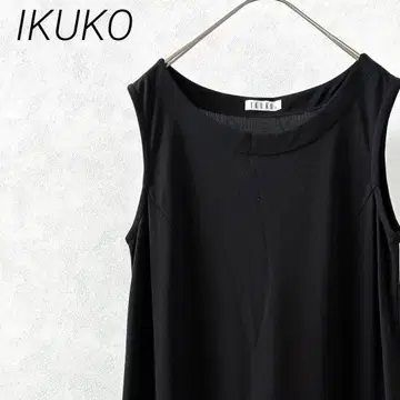 IKUKO 무릎 기장 원피스 플레어 슬리브리스 크루넥 심플