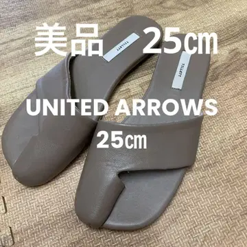 새상품급 유나이티드 애로우즈 TILLETT 가죽 스퀘어 샌들 25cm