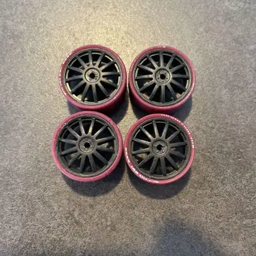04 미니 4륜 레이싱 카 저마찰 페라 타이어 약 22.8mm