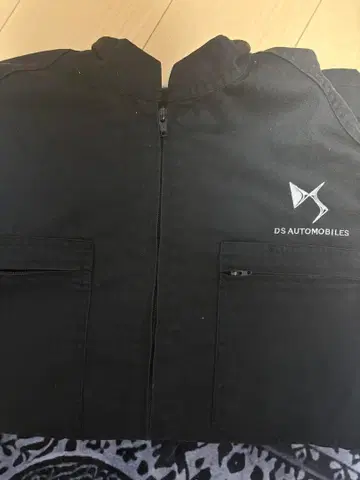 DS AUTO MOBILES 작업복