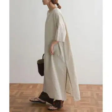 어반 리서치 도어즈 리 사이드 버튼 슬릿 원피스