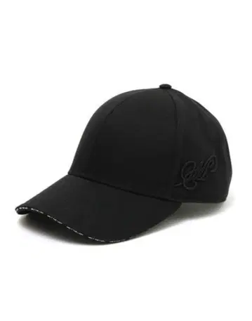 레이디 "M"을 녹여라 CAP