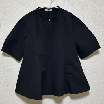 OPAQUE.CLIP 페플럼 블라우스 블랙