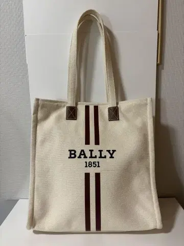 발리 토트백 새상품급!
