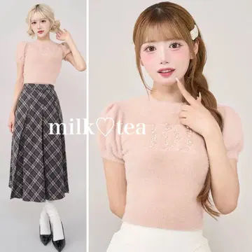 새 제품 태그 부착 다리치 팬시 비즈 DD 로고 니트 톱스 핑크