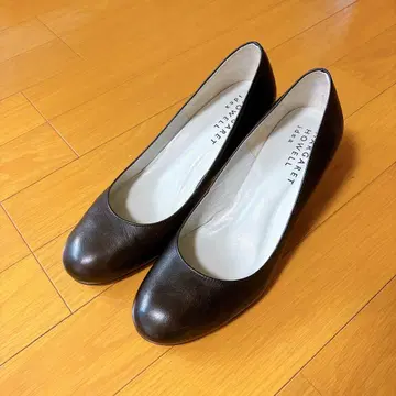 마거릿 호웰 블랙 펌프스 6.5cm 힐 23.5