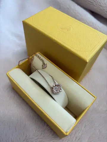 스와로브스키 핑크 골드 목걸이