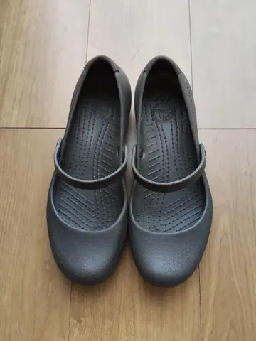 크록스 아리스 워크 브라운 W7